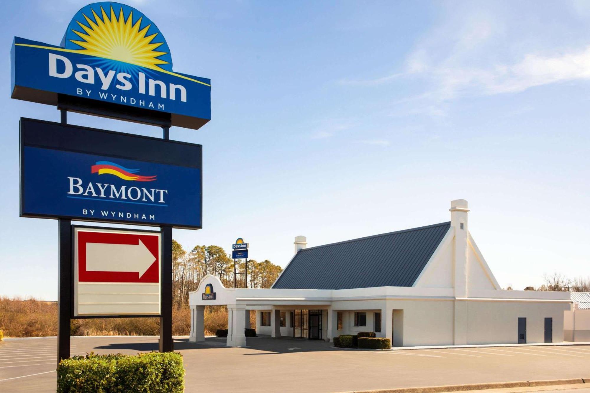 Отель Baymont By Wyndham Emporia Va Экстерьер фото